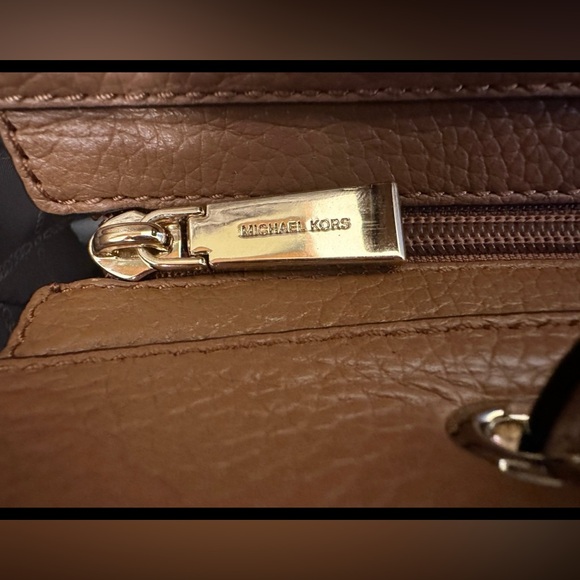 Michae Kors* Tote-Bag*Acorn*Pebble leather~Like New - Picture 4 of 10